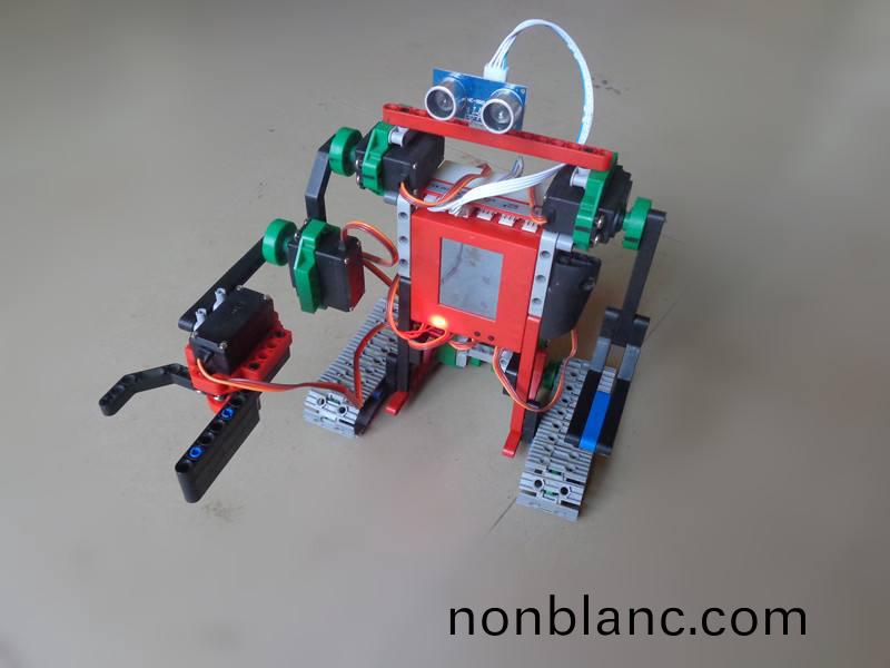 機器(qi)人(ren)關(guan)節電(dian)機(ji)的蓡數(shu)及(ji)技(ji)術要(yao)求(qiu)