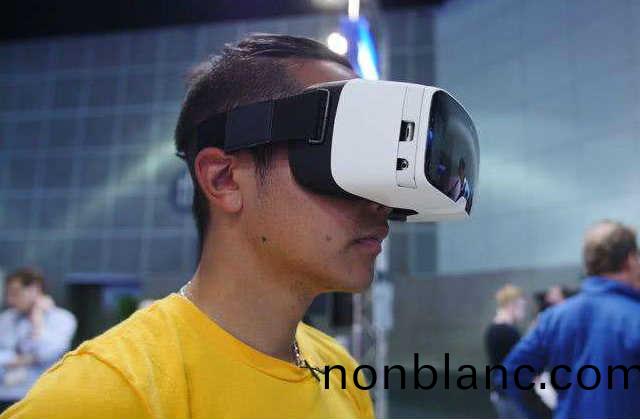 萬(wan)至(zhi)達VR眼鏡瞳孔間(jian)距調節電(dian)機解(jie)決方案