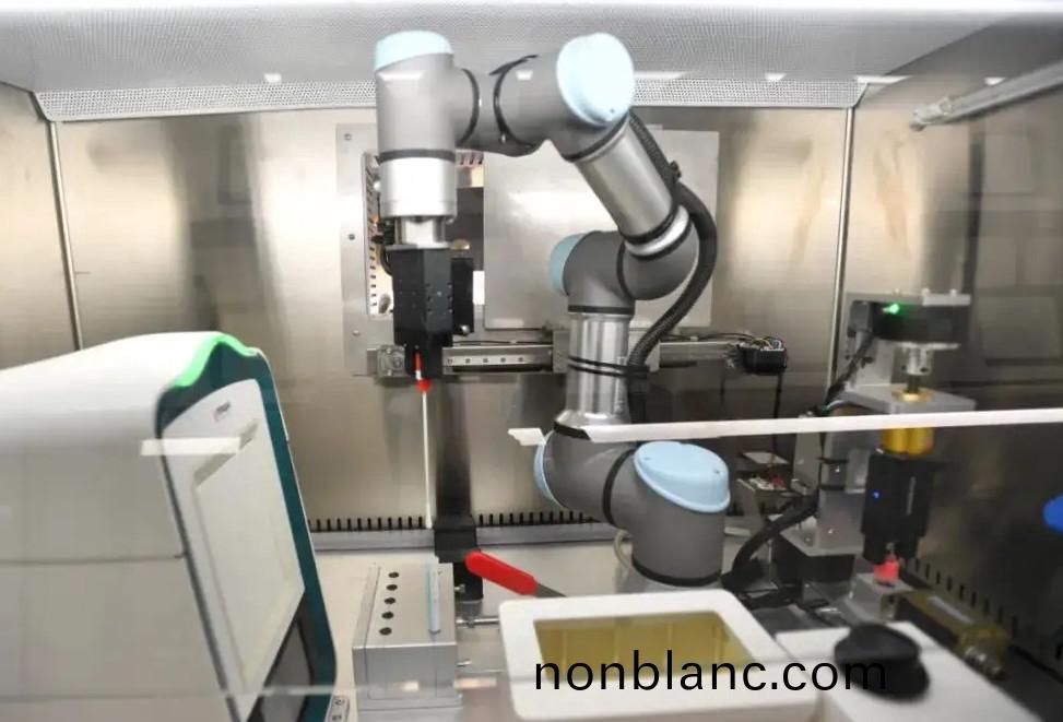 覈痠(suan)檢測機器人電(dian)機解決方案(an)