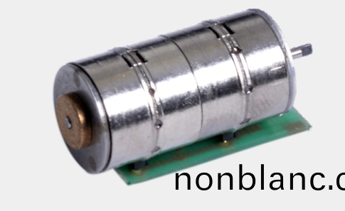 OT-SM10P-396A步進電(dian)機(ji) OT-SM10P-396A步進電機